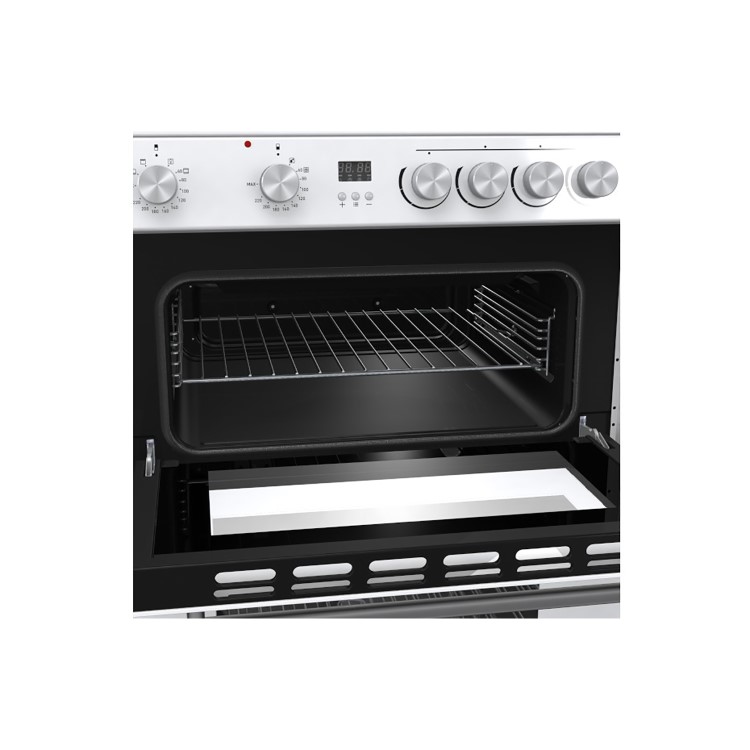 GRADE A1 - Hisense 60cm Electric Cooker - White