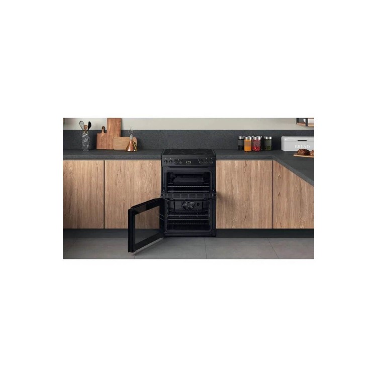 Refurbished Hotpoint HDM67V92HCB 60cm Double Oven Electric Cooker Black