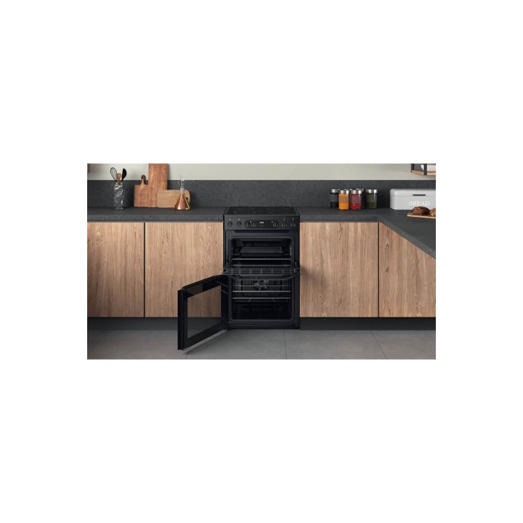 Refurbished Hotpoint HDM67V9CMB 60cm Double Oven Electric Cooker Black