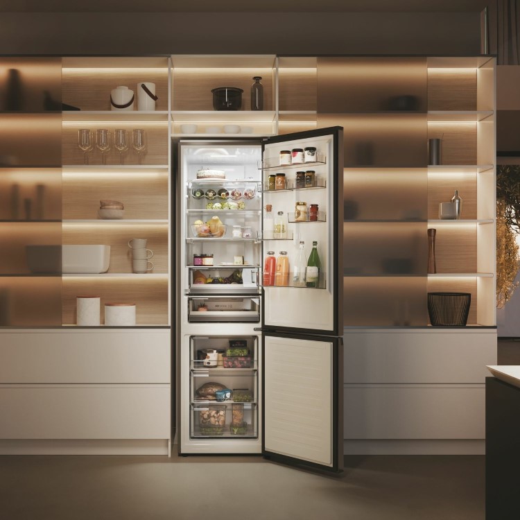 Refurbished Haier Series 5 Pro HDPW5620CNPD Freestanding 406 Litre 70/30 Frost Free Fridge Freezer Stainless Steel