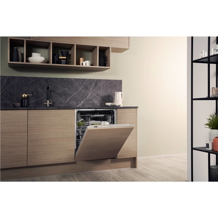HOTPOINT HEIC3C26C Ecotech 14 Place Fully Integrated Dishwasher