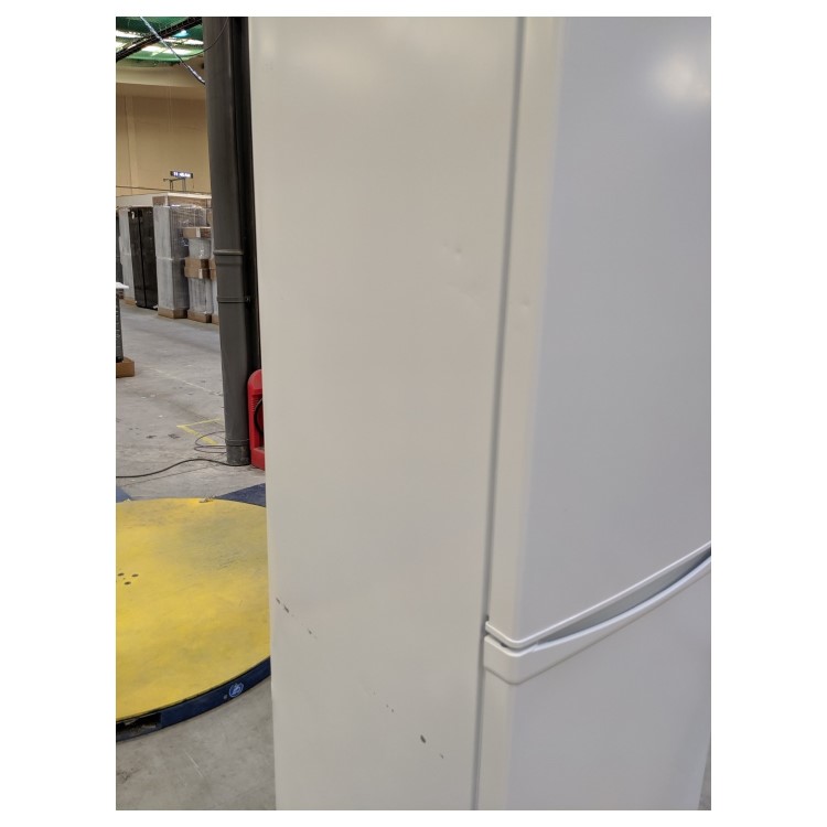 Refurbished Hoover HFF195WK Freestanding 283 Litre 50/50 Fridge Freezer White