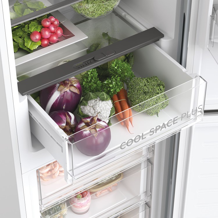 Refurbished Hoover HOCE4T618ESK Freestanding 341 Litre 70/30 Fridge Freezer Silver