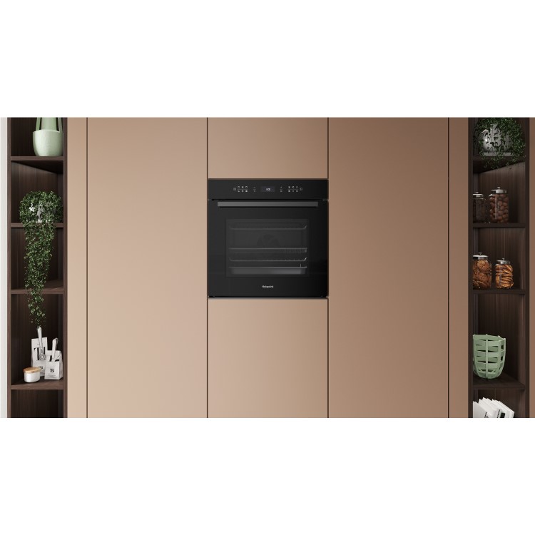 Refurbished Hotpoint Class 6 ActiveMultiflow HOI68CT0SBUK Electric Single Fan Oven with Air Fry and GentleSteam Cooking - Black