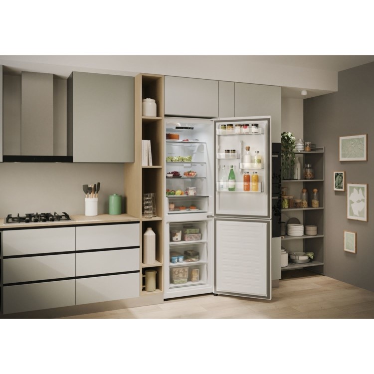 Hoover 355 Litre 60/40 Freestanding Fridge Freezer - White