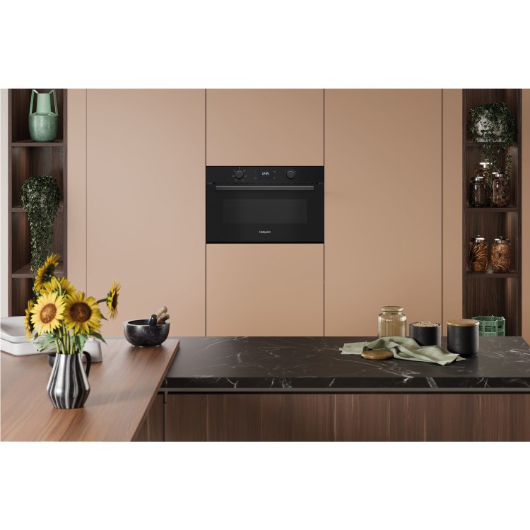 Hotpoint Class 2 Built-In Microwave & Grill - Black