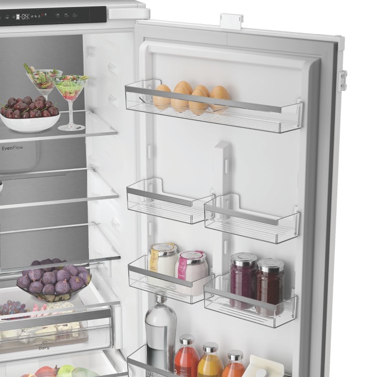 Hotpoint 300 Litre 70/30 Integrated Fridge Freezer