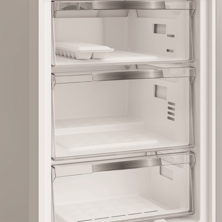 Hotpoint 355 Litre 70/30 Freestanding Fridge Freezer - Dark Grey