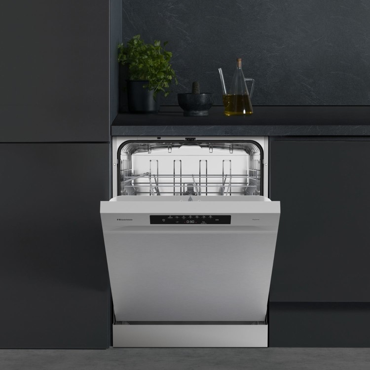Hisense Hi4 Freestanding Dishwasher - Auto dry B-Rated Silver