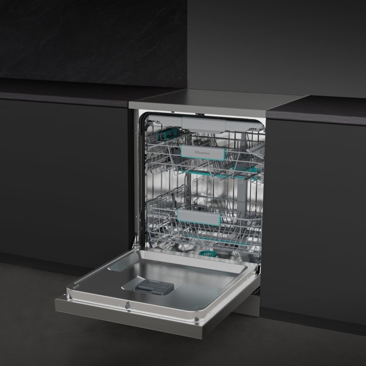 Hisense Freestanding Dishwasher - WiFi-enabled A-Rated Silver