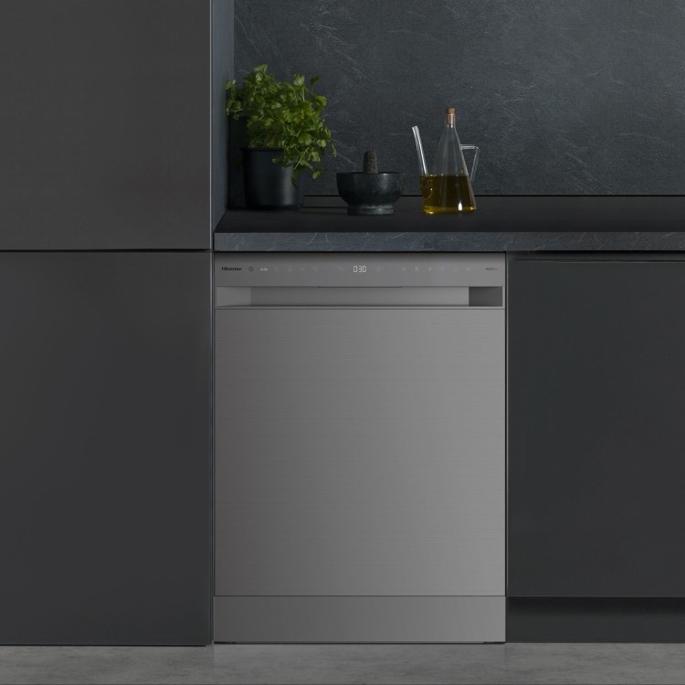 Hisense Freestanding Dishwasher - WiFi-enabled A-Rated Silver