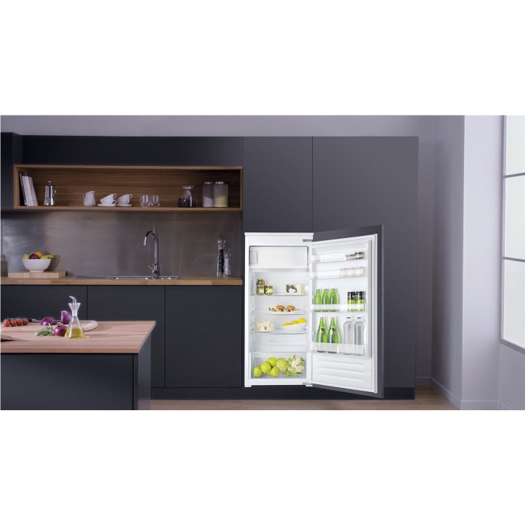 Hotpoint 171 Litre In-column Integrated Fridge with Ice Box