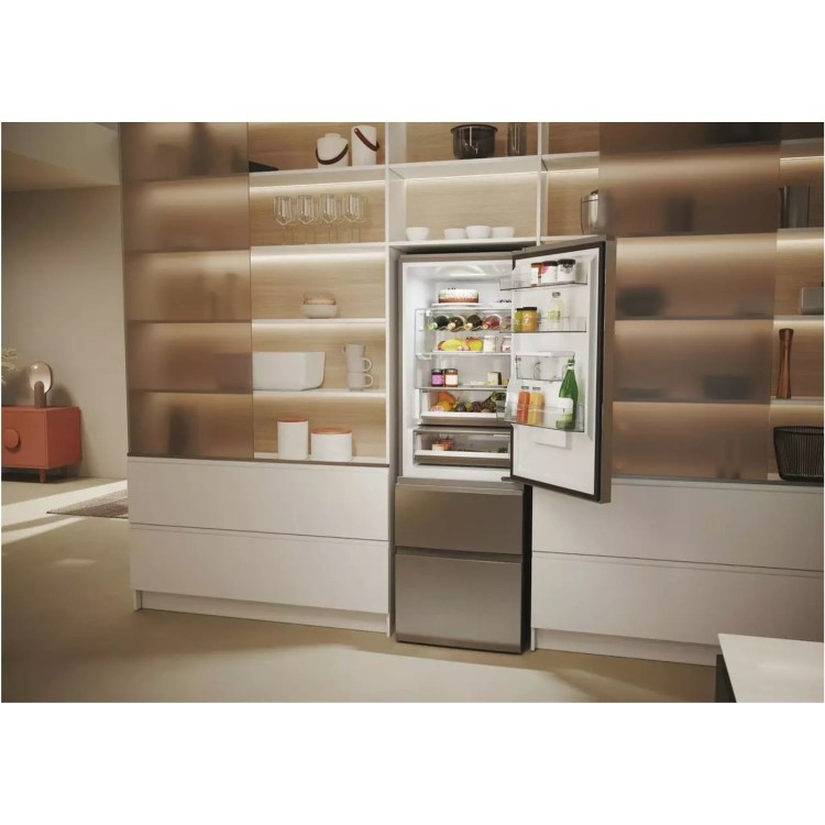 Refurbished Haier Series 5 HTW5618EWMG Freestanding 357 Litre 60/40 Frost Free Fridge Freezer Silver