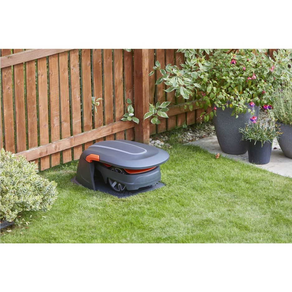 Flymo FLY079 Robotic Lawn Mower House/Garage BuyItDirect.ie