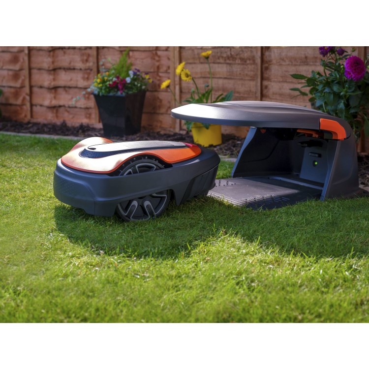 Flymo FLY079 Robotic Lawn Mower House/Garage
