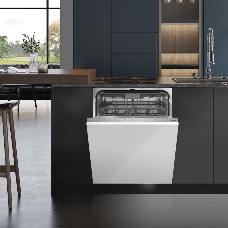 Hisense Hi4 Integrated Dishwasher - Stainless Steel - D-Rated Silver control panel