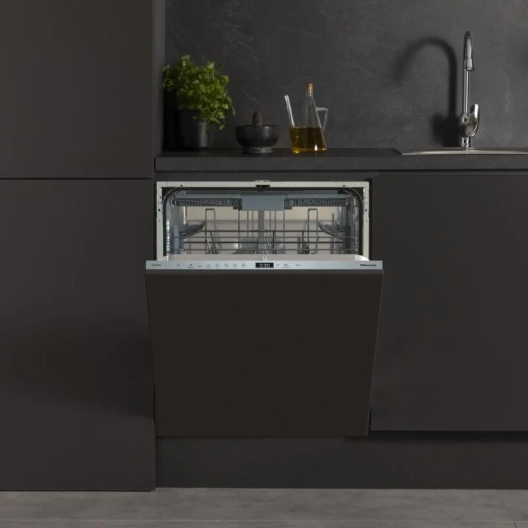Hisense Hi4 Integrated Dishwasher - Auto Dry D-Rated Silver control panel