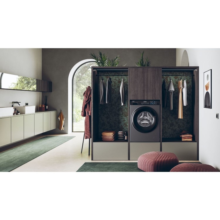 Refurbished Haier 939 iPro Series HW90-B14939S8 Freestanding 9KG 1400 Spin Washing Machine