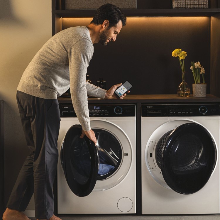 Refurbished Haier 959 iPro Series 5 9kg 1400rpm Washing Machine - White