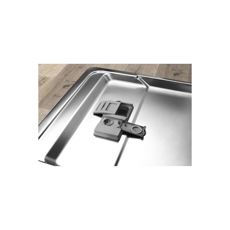 Indesit Compact 6 place TableTop Dishwasher - White