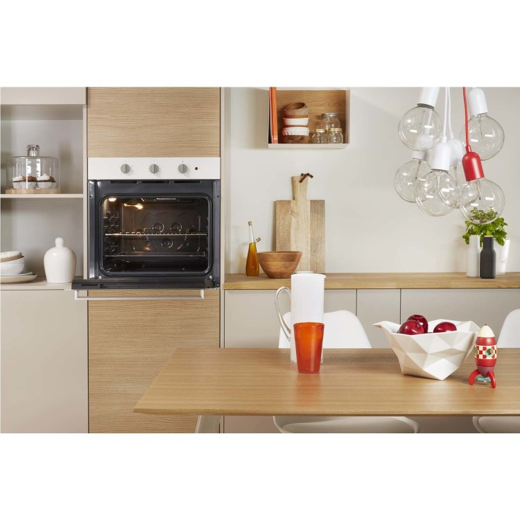 Refurbished Indesit IFW6230WHUK 60cm Single Built In Electric Oven White