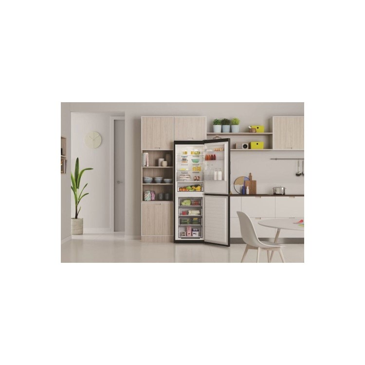 Indesit 322 Litre 50/50 Freestanding Total No Frost Fridge Freezer - Black