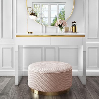 Dressing table