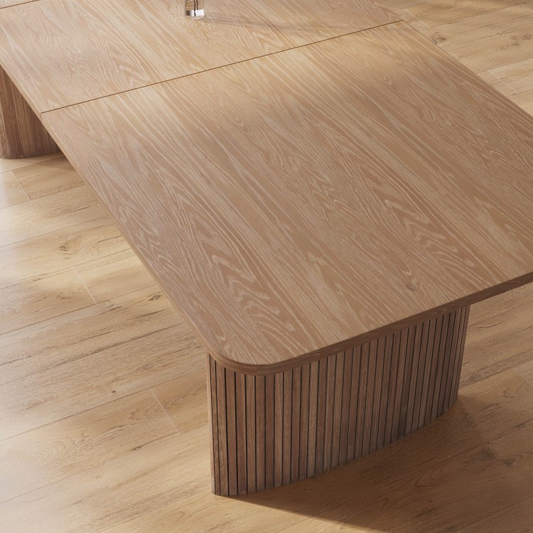 Large Light Oak Extendable Dining Table - Seats 6-8 - Jarel
