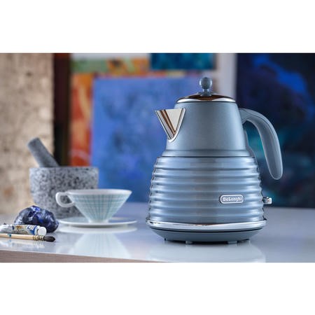 Delonghi Scolpito Kettle Azure Blue Page1