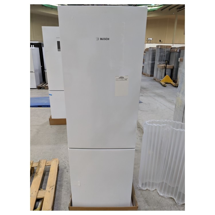 Refurbished Bosch KGN36VWEAG Serie 4 Freestanding 324 Litre 60/40 Frost Free Fridge Freezer
