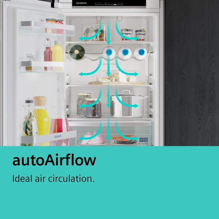 Siemens 204 Litre In-column Integrated Fridge