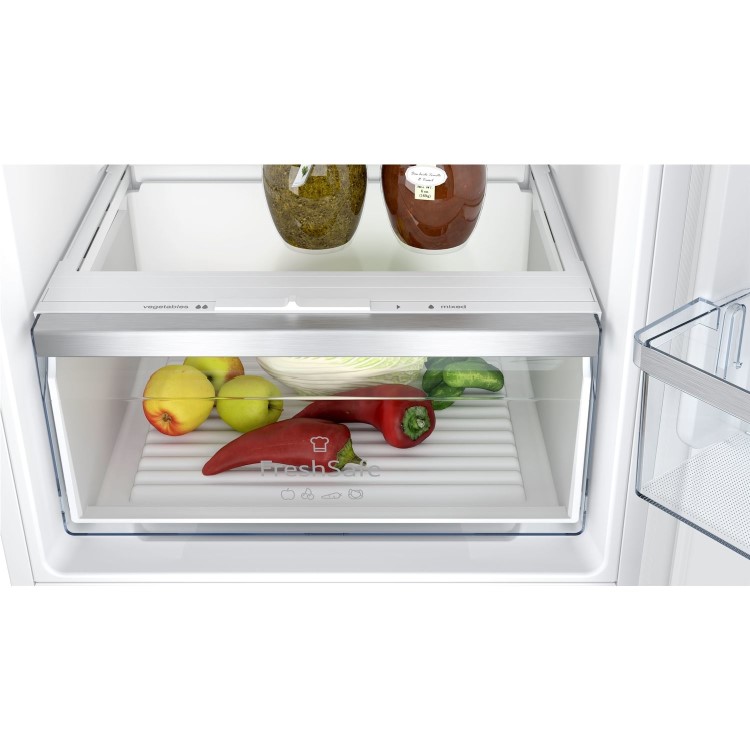 Refurbished Neff N50 KI5872SE0G Integrated 270 Litre 70/30 Low Frost Fridge Freezer White