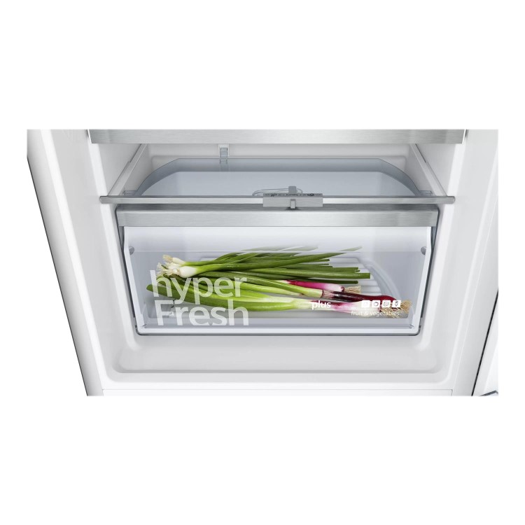 Refurbished Siemens KI85NADE0G iQ500 Integrated 246 Litre 50/50 Frost Free Fridge Freezer White