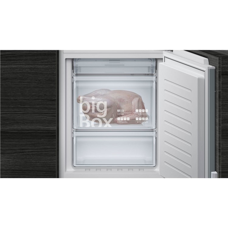 Siemens iQ300 254 Litre 60/40 Integrated Fridge Freezer With varioZone
