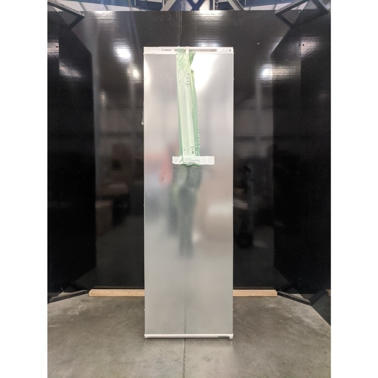 Refurbished Bosch Serie 4 KIR81VSF0G Integrated 319 Litre Fridge