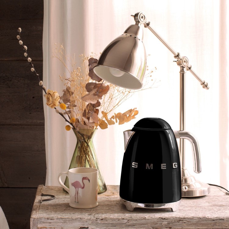 Smeg 50's style 1.7L Electric Kettle in Black - KLF03BLUK 