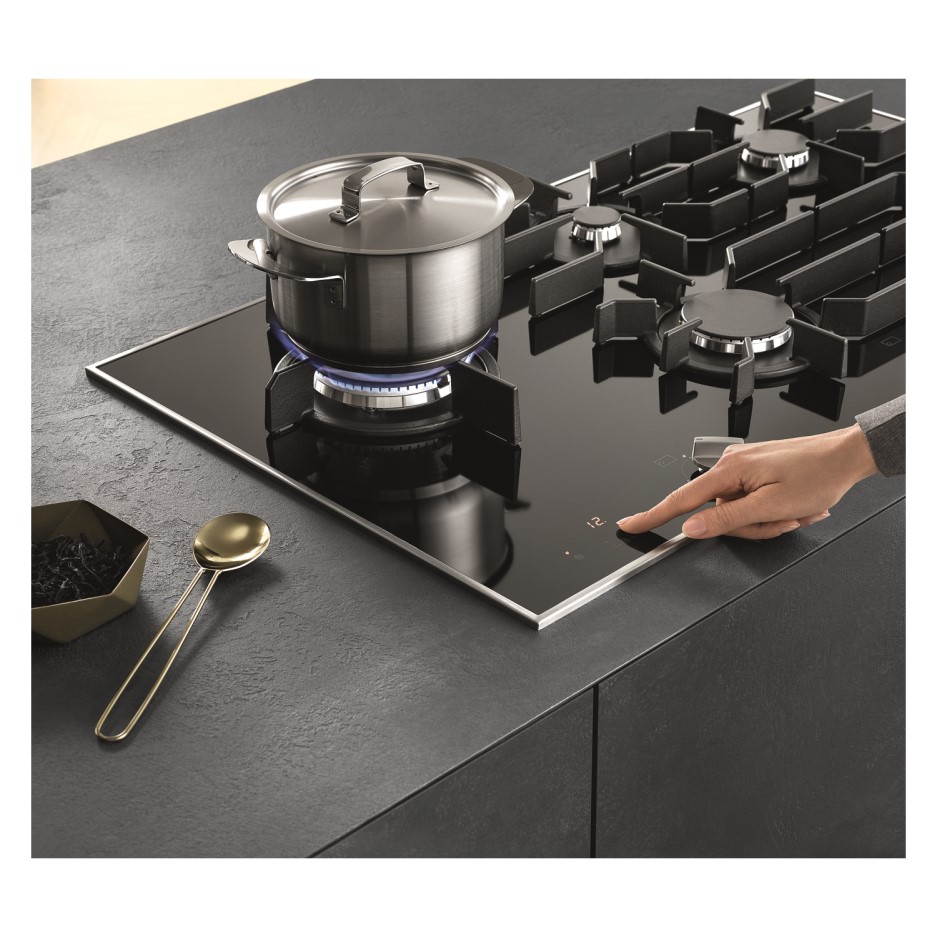 Miele KM30541 94cm Wide 5 Burner Gasonglass Hob Black BuyItDirect.ie