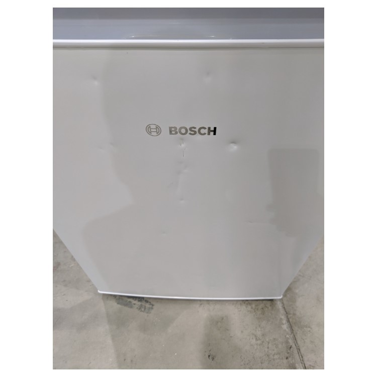 Refurbished Bosch Serie 2 KTL15NWFAG Freestanding 106 Litre Undercounter Fridge