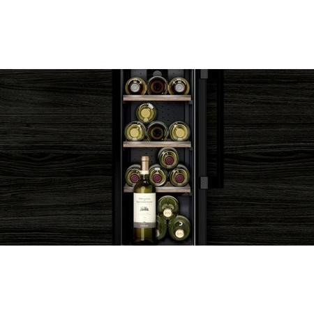 Siemens iQ500 Wine Cooler Black Page - Main Image