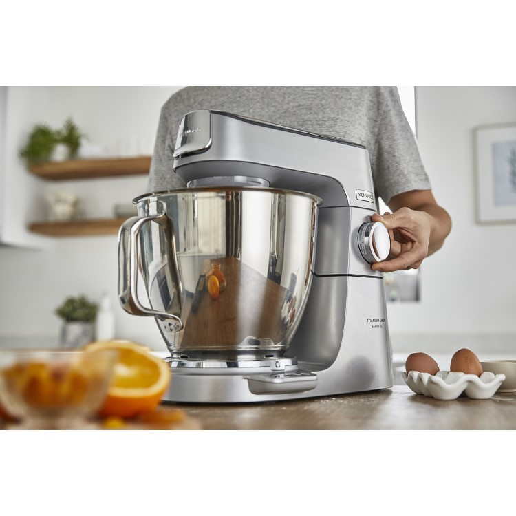 Refurbished Kenwood Chef Titanium Baker XL Stand Mixer with 7L & 5L Bowl in Silver