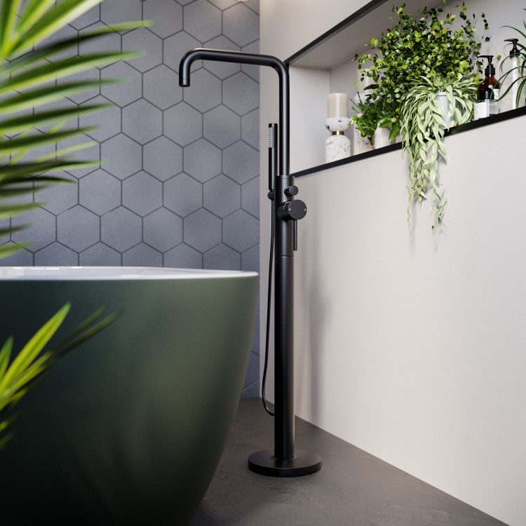 GRADE A1 - Matt Black Freestanding Bath Shower Mixer Tap - Lenton