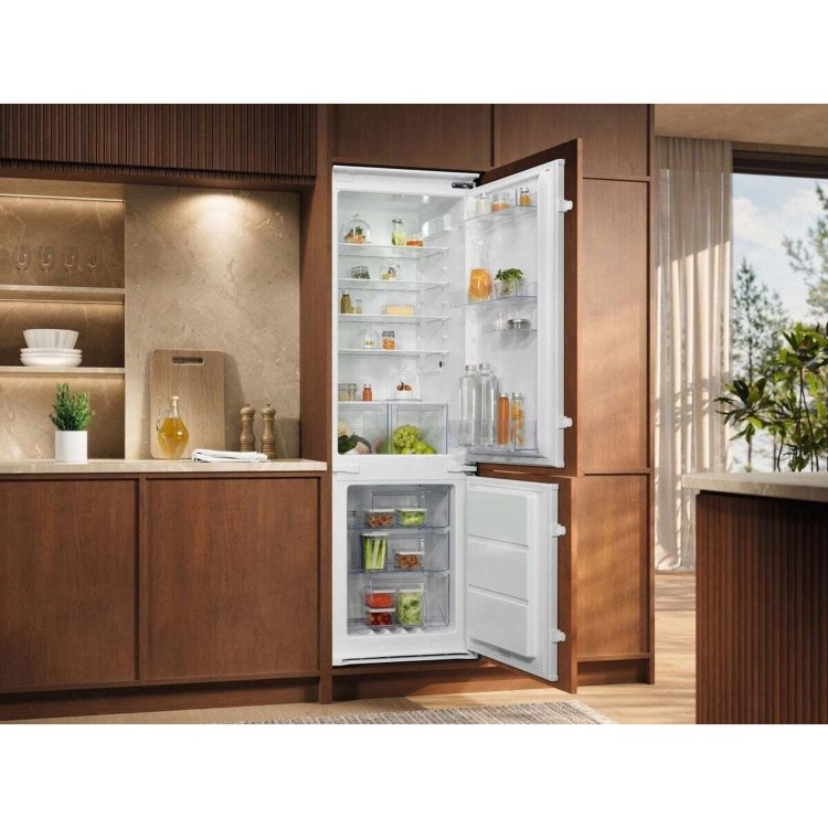 Electrolux 257 Litre 70/30 Integrated Fridge Freezer