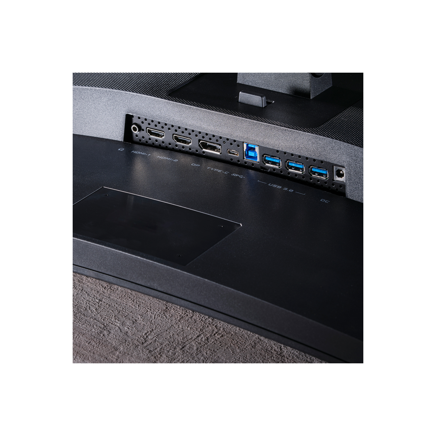 Test du moniteur gaming GIGABYTE M32UC : immersion 4K et réactivité au top Test du moniteur gaming GIGABYTE M32UC : immersion 4K et réactivité au top