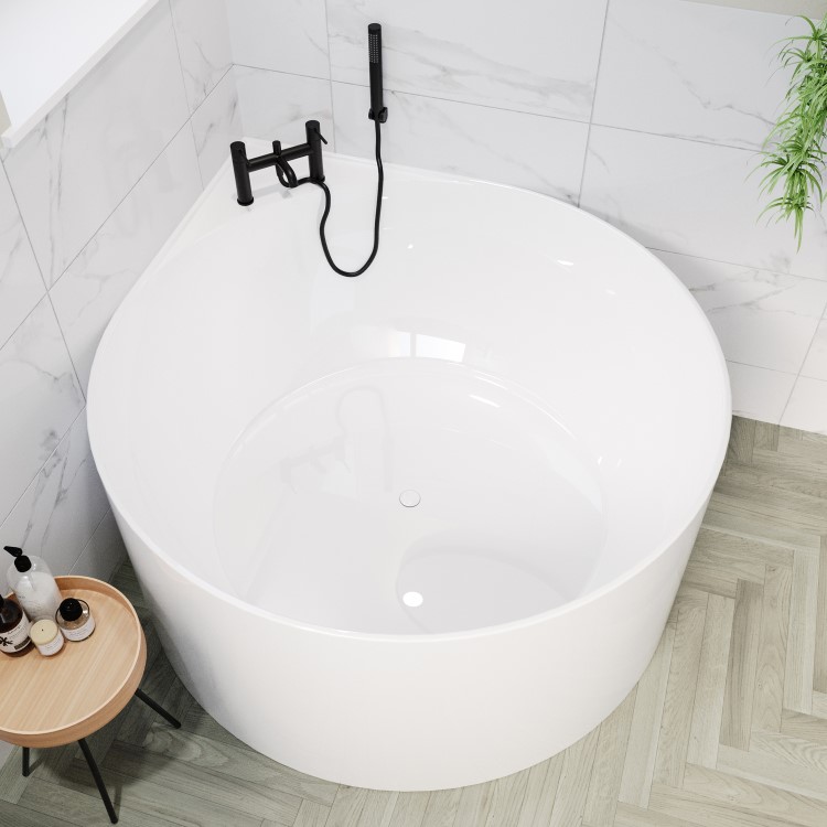 ALMOST PERFECT - Freestanding Round Corner Bath 1250 x 1250mm - Malta