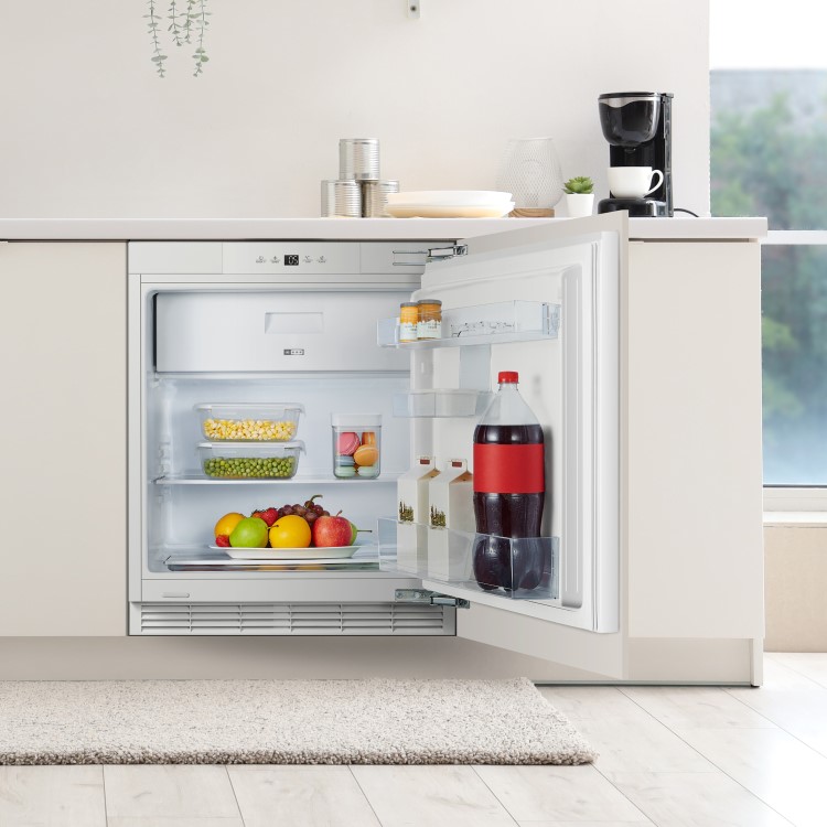 Fridgemaster 104 Litre Integrated Under Counter Fridge