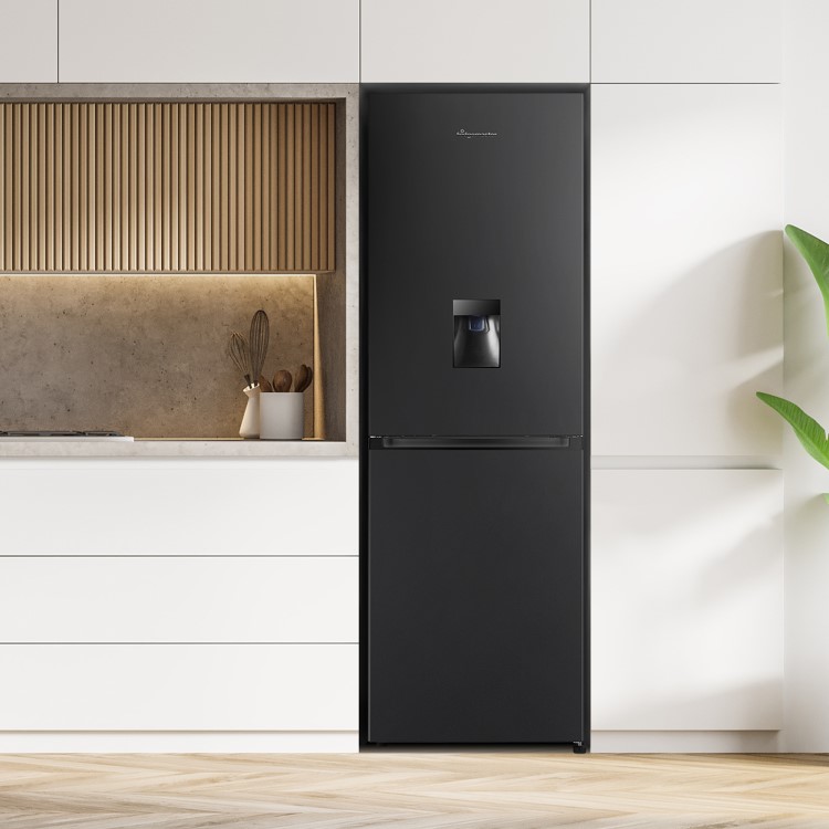 Fridgemaster 256 Litre 50/50 Freestanding Fridge Freezer - Black