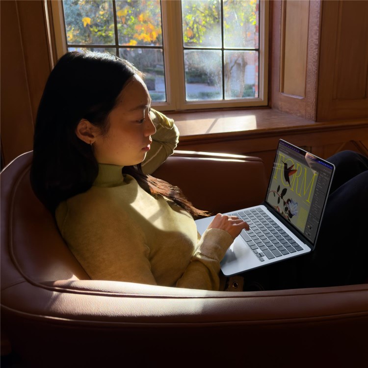 Apple MacBook Air 13 Inch M5 16GB RAM 1TB SSD 2026 - Midnight