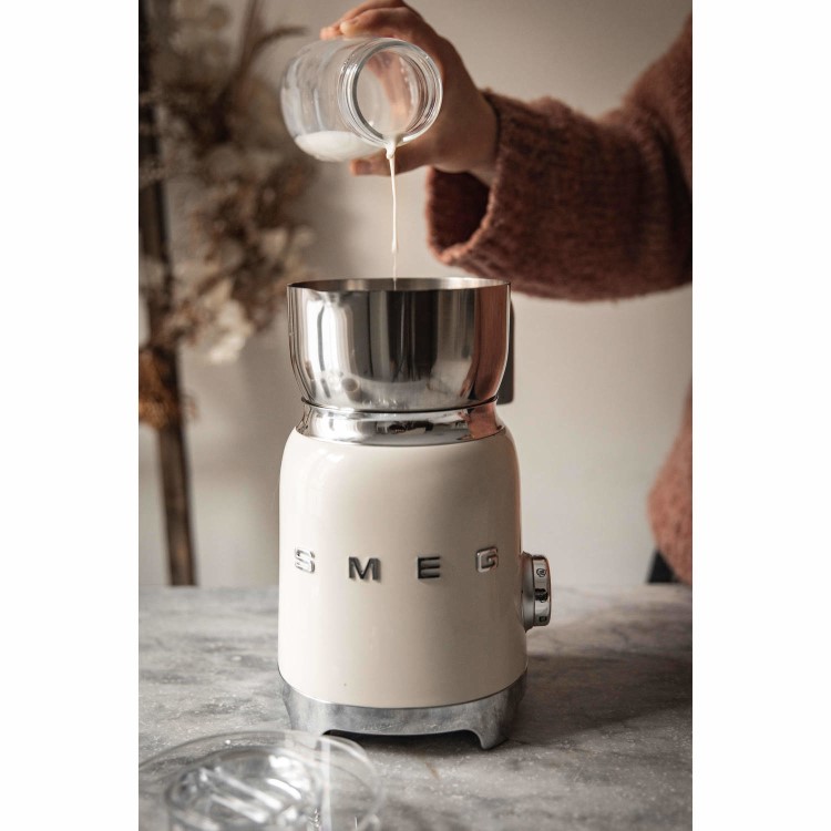Smeg Milk Frother MFF11CRUK – Cream