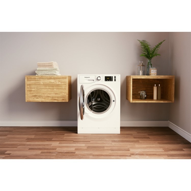 Refurbished Hotpoint NM11946WCAUKN Freestanding 9KG 1400 Spin Washing Machine White