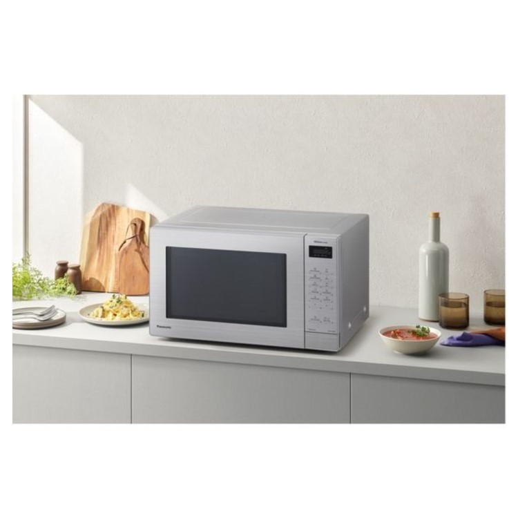 Panasonic NN-ST68QSBPQ 32L Solo Inverter Microwave Oven Silver – 1000W Family-Size Microwave with Inverter Technology Genius Sensor & Turbo Defrost